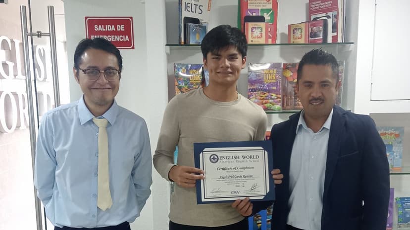 Aplicación de exámenes de certificación en English World