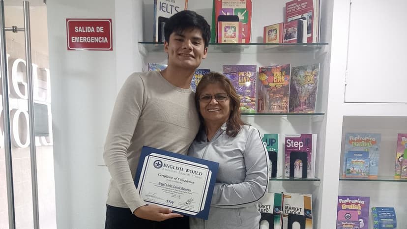Aplicación de exámenes de certificación en English World