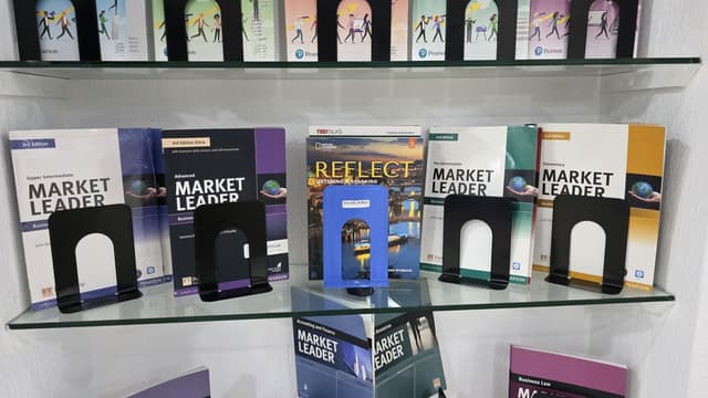 Instalaciones de English World American English School