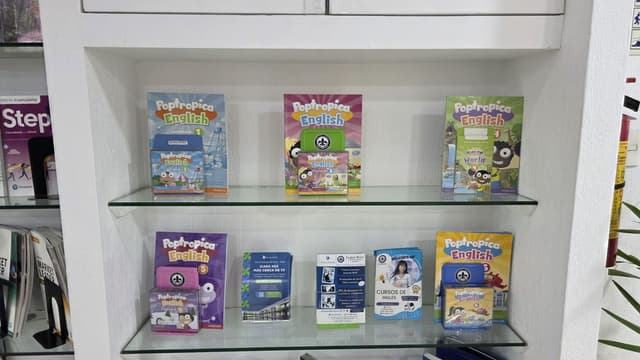 Instalaciones de English World American English School