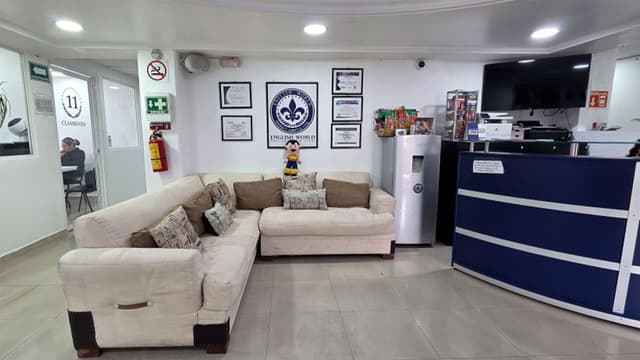 Instalaciones de English World American English School